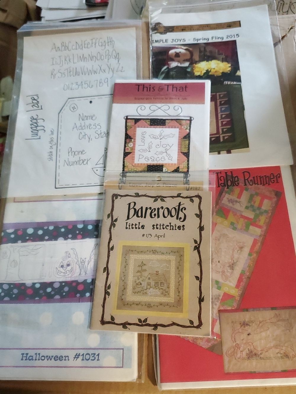 6 Roots Bareroots Little Stitchies Pattern Pack -
